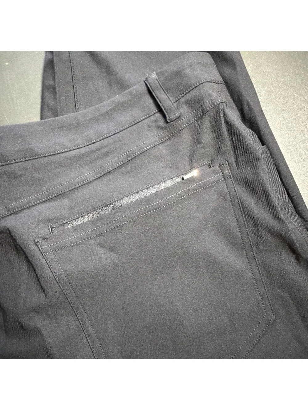 HIND black Tricot Prime time pant stretch UPF 50 moisture wicking golf pants NWT